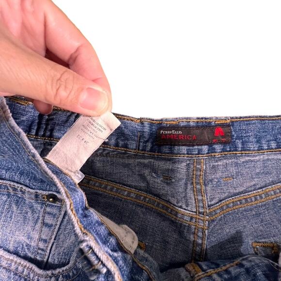 Vintage Perry Ellis America, Distressed Wash Baggy Wide Leg Jeans, Size: 34x30 - Picture 6 of 10